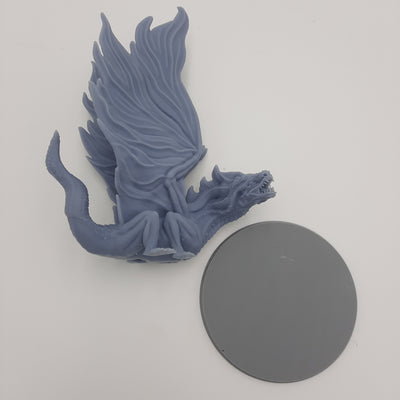 Figurine miniature - Dragon en attaque - DnD - Gris/Non peint