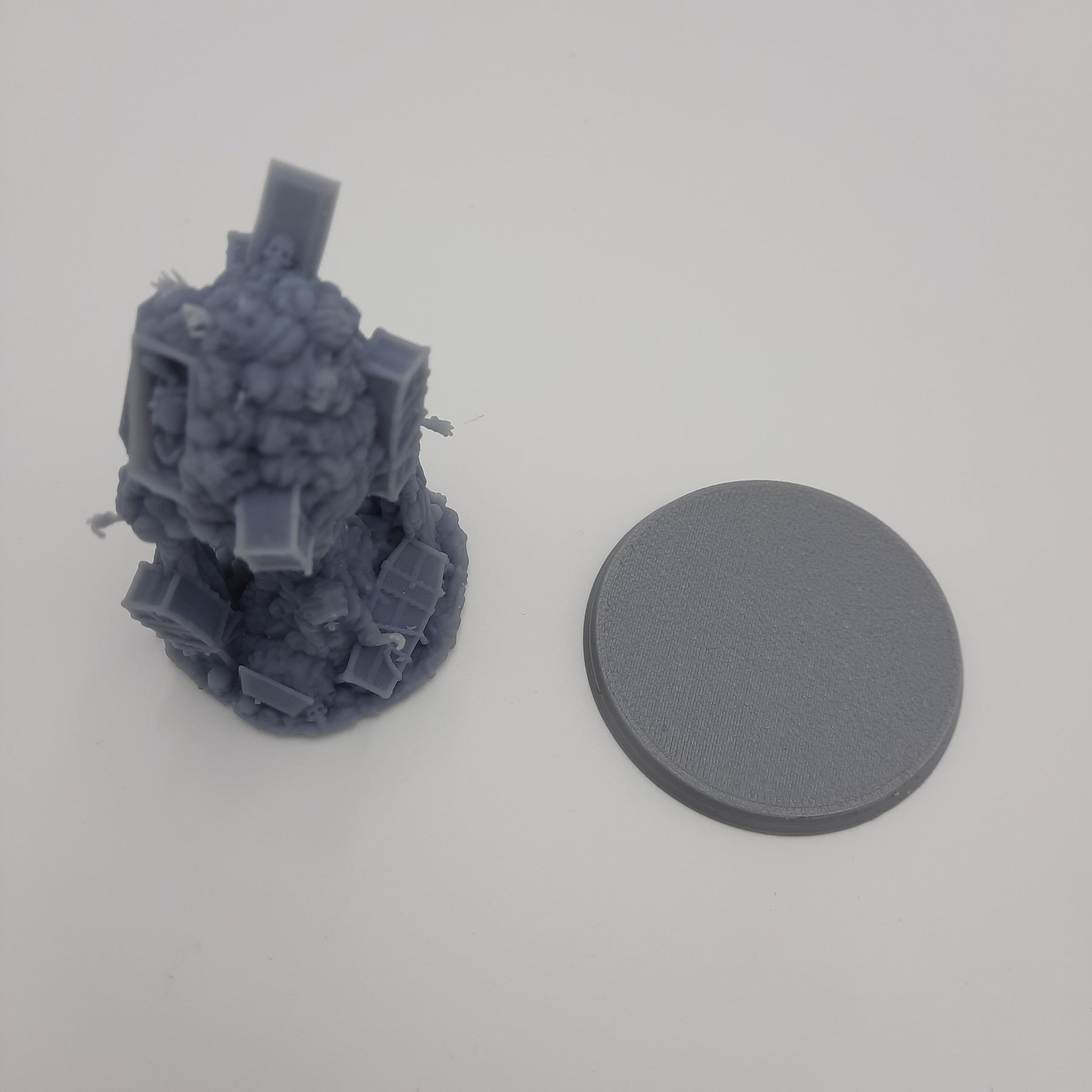 Figurine Miniature Cimeti re De La Peste DnD Gris Non Peint figurine-miniature-cimeti-re-de-la-peste-dnd-gris-non-peint