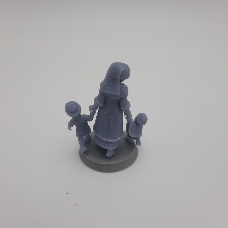 Miniature Viking Figurine - Villagers -  Dwellers - (choice of 7 different) - DnD - Fate of the Norns - Grey/Unpainted