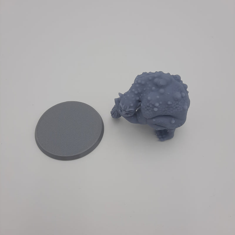 Miniature figurine - Cave Troll - DnD - (Gray/Unpainted)