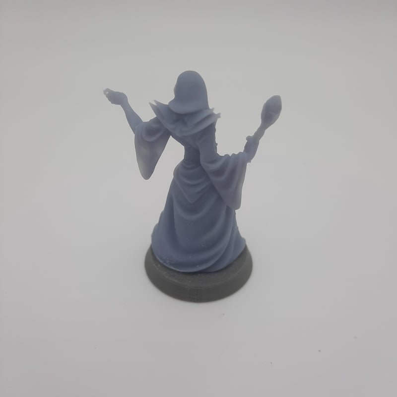 Figurine miniature - Flagelleur mental avec bâton (Mind Flayer) - DnD - Gris/Non peint