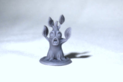 Treant, Youth 1 - Gray/Unpainted