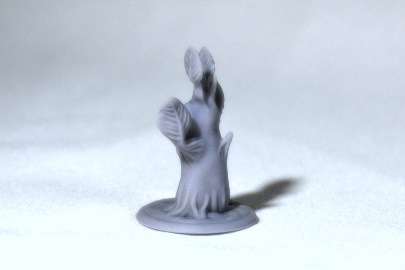 Figurine miniature - Sylvanien, jeune surpris (Treant) - DnD - Gris/Non peint