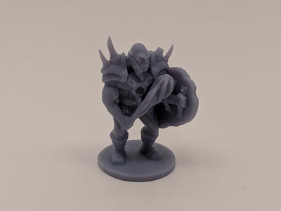 Figurine miniature - Orc barbare - DnD - Gris/non peint